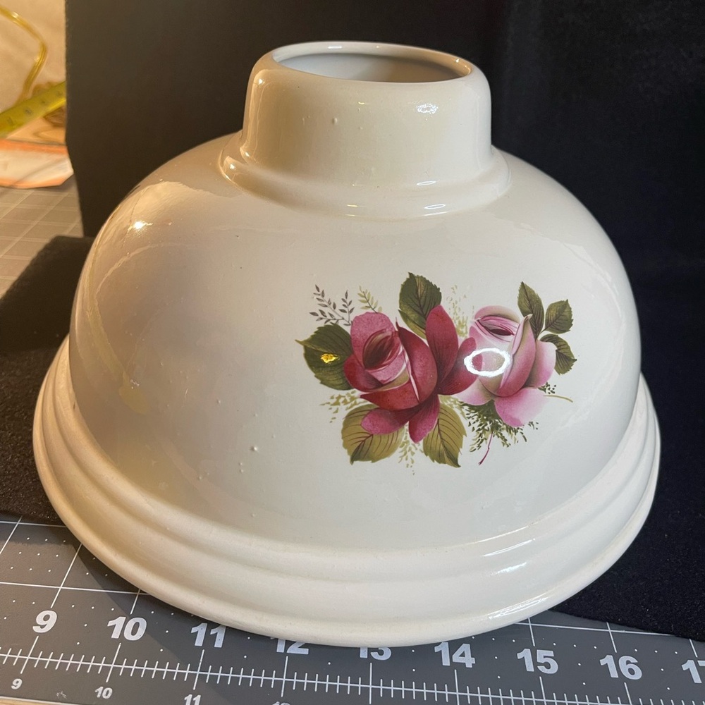 Vintage Floral Ceramic lamp shade with Pink Roses